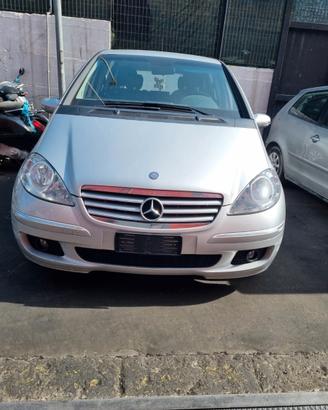 Ricambi Mercedes Classe A w169 2007 180CDI 640940