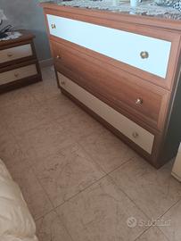 Armadio, comodini e cassettiera 