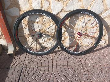 Ruote bici corsa carbonio. Leggerissime Tubolare 