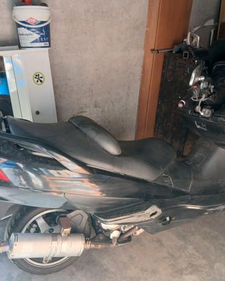 Burgman 400