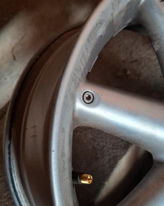 cerchi in lega 16 Ford fiesta