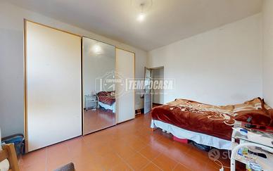 TRILOCALE LUMINOSO IN ZONA COMODA AL CENTRO