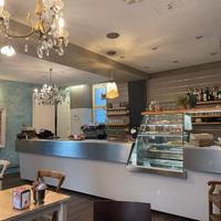 Bar Bistrot con cucina -attività avviata-