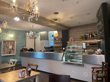 Bar Bistrot con cucina -attività avviata-