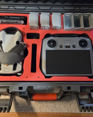 DJI Mini 4 Pro Fly More Combo, 3 batterie + RC 2
