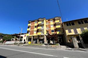 4 LOCALI A CASTELLAMONTE