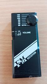 piccolissima radio vintage funzionante 