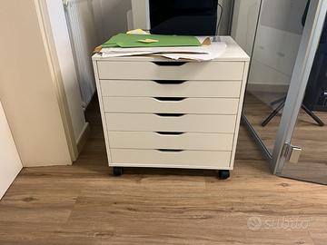 Cassettiera IKEA ALEX con ruote – Ufficio