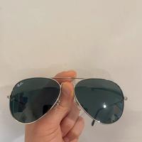 Occhiali da sole Ray-Ban a goccia argentate