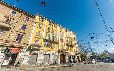 LUMINOSISSIMO TRILOCALE DA RISTRUTTARE!!!