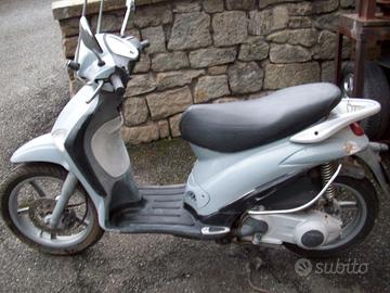 Liberty 125cc funzionante per ricambi
