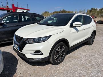 Nissan Qashqai 1.5 dCi N-Connecta + TETTO