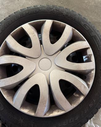 Gomme e cerchi ford
