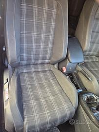 Sedili anteriori Golf6 GTD