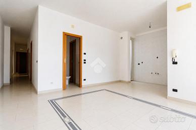3 LOCALI A CONVERSANO