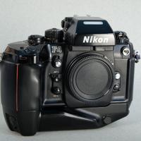 Nikon F4s con MB21