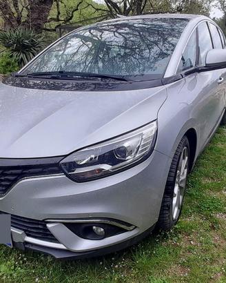 Renault grand scenic