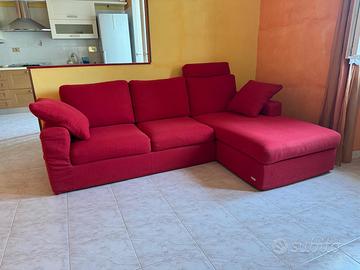 Divano stoffa marca Poltrone e Sofà