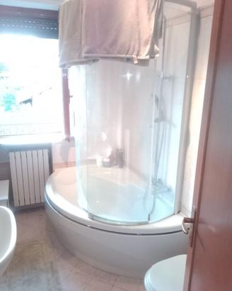 Vasca da bagno completa
