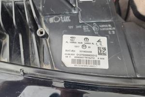 coppia di fari anteriori Full LED