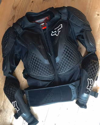 Pettorina MTB e DOWNHILL per ragazzi nera