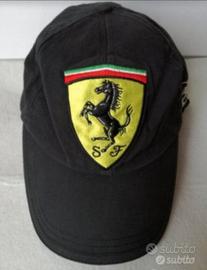 Cappellino Ferrari 