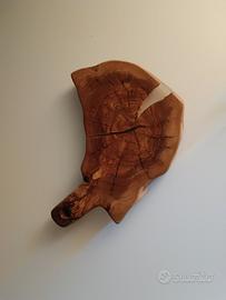 Tagliere fatto a mano con legno d'ulivo 
