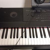 Pianoforte digitale Yamaha DGX660