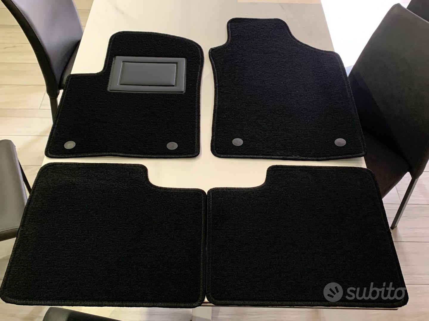 Tappetini auto in moquette su misura con 4 loghi per PANDA 100HP