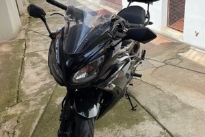 Kawasaki ER 6F - 2012