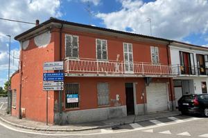Casa indipendente di 190 m² con più di 5 locali e 