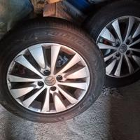 Pneumatici e cerchi in lega Renault 215/55 r16 