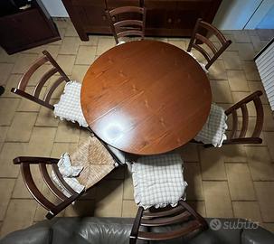 Tavolo tondo legno con sedie