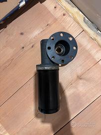 Motore con riduttore Salpa ancora quick