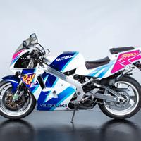 Suzuki RGV 250 GAMMA - 1992