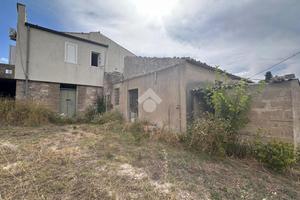 CASA INDIPENDENTE A CHIARAMONTE GULFI