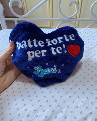 Peluche a forma di cuore per San Valentino