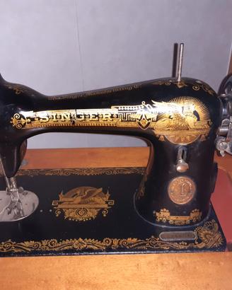 macchina cucire vintage