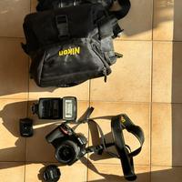 Nikon D3500 DSLR con Flash + Accessori | ComeNouva