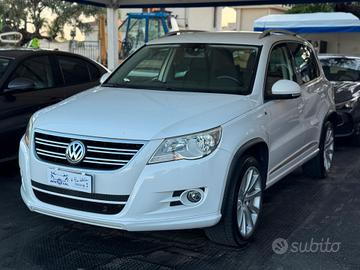 Volkswagen Tiguan 2.0 TSI 4MOTION R-Line