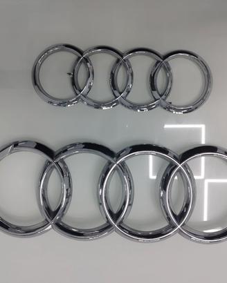 STEMMA ANTERIORE E POSTERIORE AUDI Q3