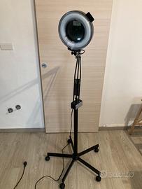 Lampada da estetista
