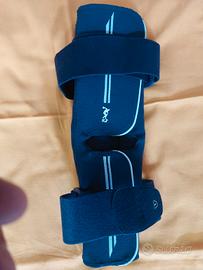 Ginocchiera con barre laterali 