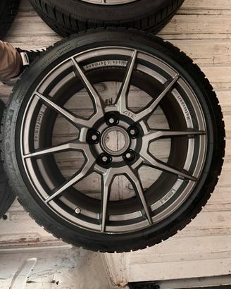Set cerchi 19 con gomme porsche 997
