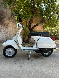 Vespa P200E