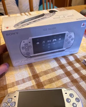 Sony PSP Slim & Lite Ice Silver argento