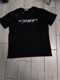 T-shirt Givenchy