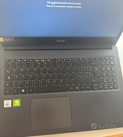 Notebook ACER con Intel Core i7 – 16 GB RAM