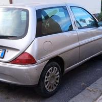Lancia Y anno 2001