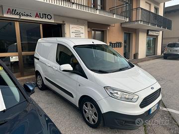 Ford Courier